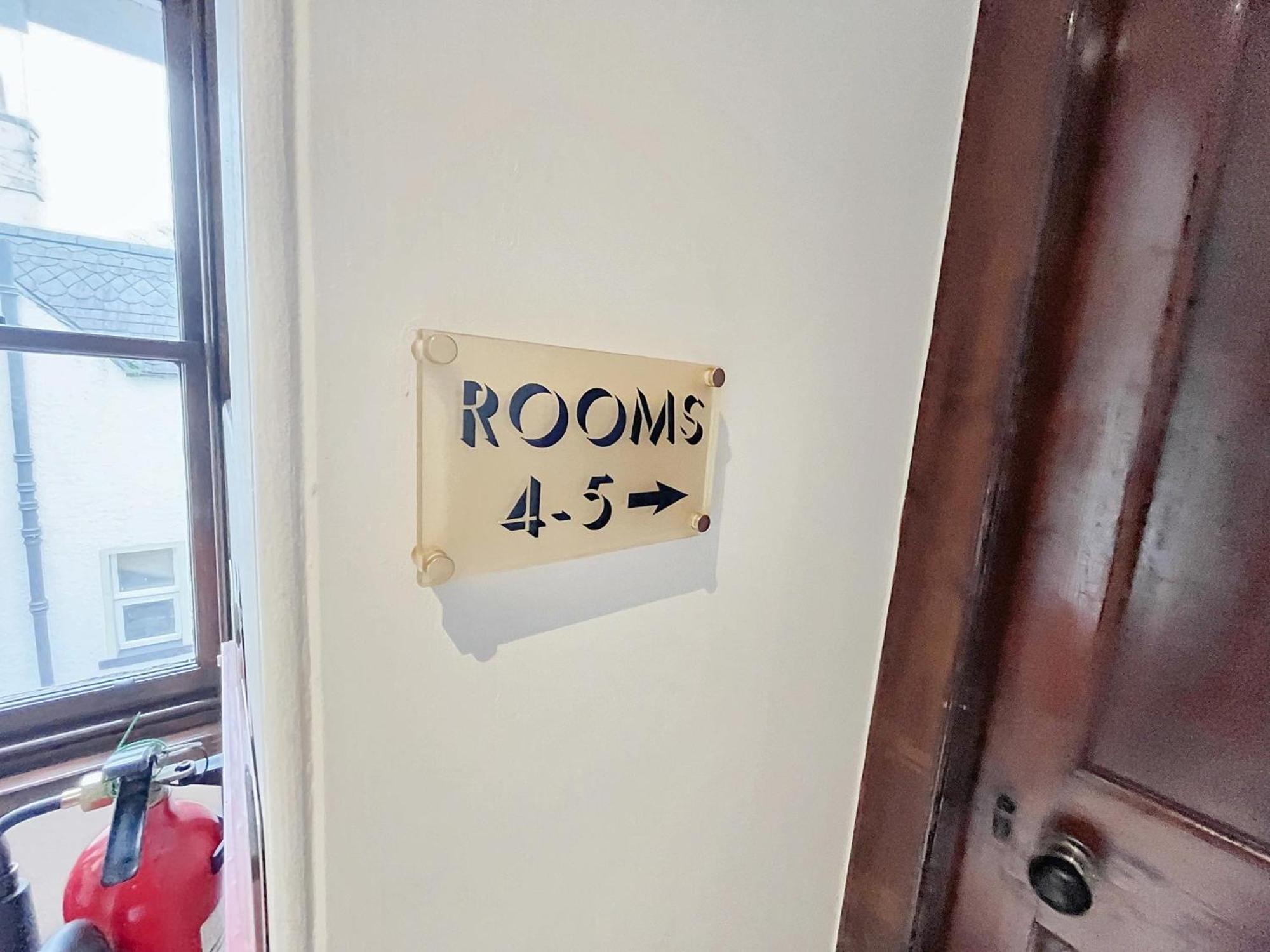 Grey Harlings Rooms Angus Bagian luar foto